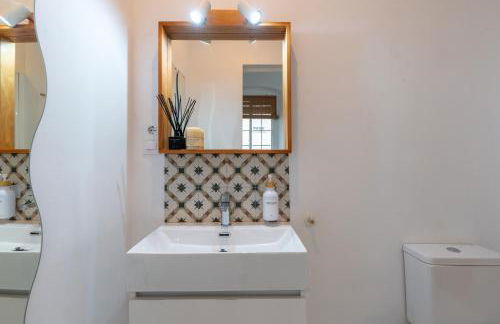 Casa 1928 Plaza de España H3 - Photo 14