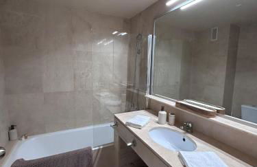 Puerto Sotogrande con vistas al mar - Foto 23