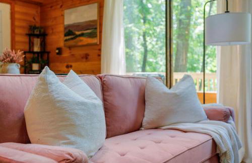 Dog-Friendly A-Frame with Hot Tub and Firepit - Foto 10