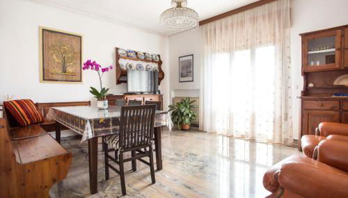 Home Near Venice - Photo 2