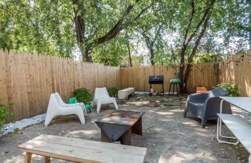 The Vic 3-BR Quick NYC Access & Parking - Foto 26