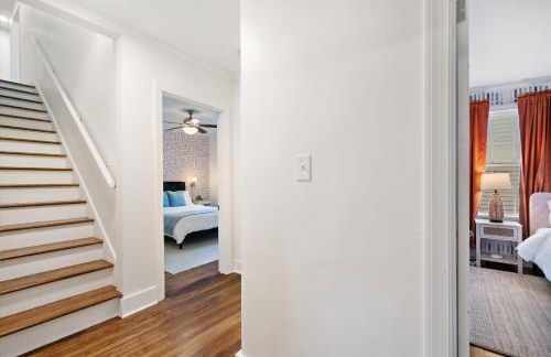 Hot Tub & Pool Table Mins to Beale Renovated - Foto 17