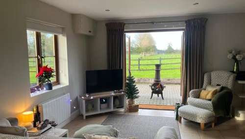 Cottage nestled in the heart of a stunning Suffolk Village - Foto 5