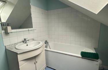 La Tanière du Corsaire - Coliving - jusqu'à 4 chambres - vue Rivière - Foto 5