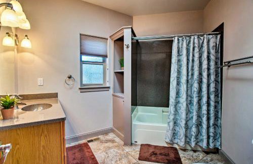 Grand Cabin with Hot Tub and Views - 3 Miles to Hiking - Foto 19