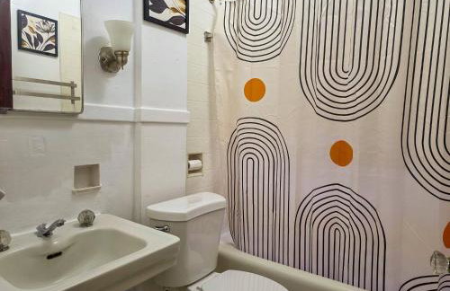 Cute 2 Bedroom Apartment 7 minutes from the falls! - Foto 28