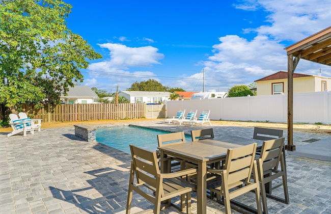 Sunshine House! 3BR 2BA Sleeps 9! Your Perfect Retreat for Comfort and Style - Foto 39