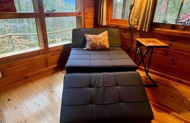 Private Mtn Love Shack w/ fast wifi, BBQ & view - Foto 26