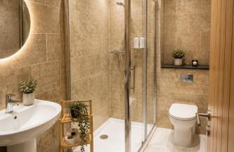 Modern City Center 2 Bedroom Apartment - Photo 30
