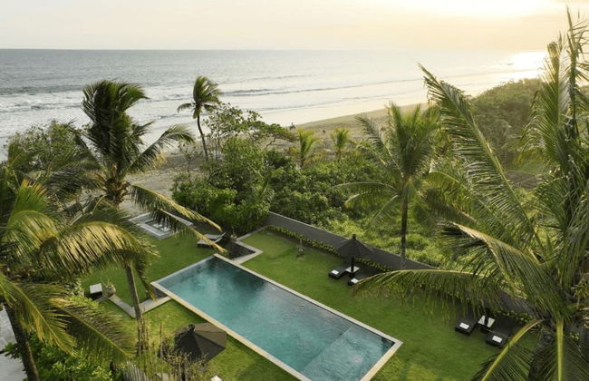 Black Beach Villa - Absolute Beachfront - Photo 20