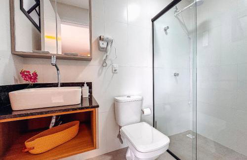 Studio Moderno c/ Piscina e Garagem - Foto 14