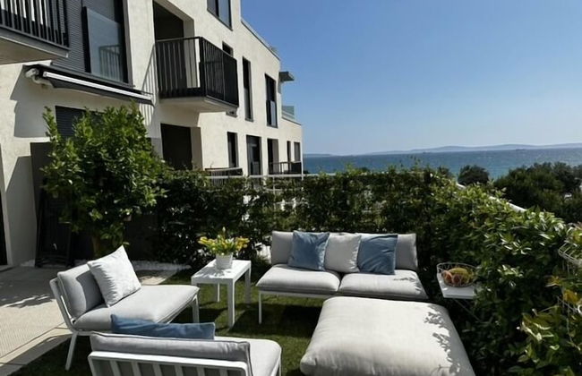 Lux - With Private Pool - A1 - Photo 25