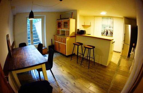 Großzügige 185m2-Altbauwohnung in Bestlage 7Zimmer-2Bäder-2Küchen-2WCs - Foto 58