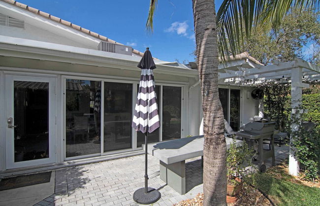 La Casa Blanca Minutes From the Beach! - Foto 23