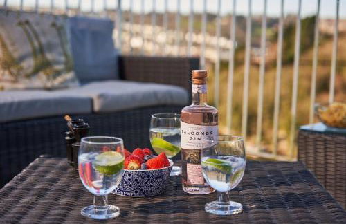 Port Side - Boutique Home with Outstanding River Views - Foto 24