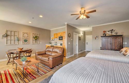 Large, Cozy Midway Studio with Mountain Views! - Foto 7