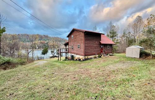 Watauga Lake Retreat Cozy family cabin Sleeps 8 - Photo 27