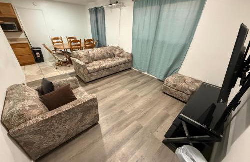 Vintage Apt Private Pool Oasis Sleeps 6 5 Min DT - Foto 22