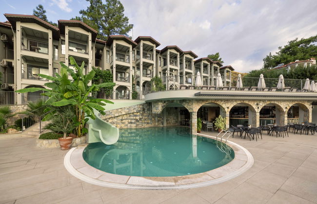 Club Aquarium Apartments - Photo 2