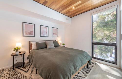 Modern Eco Retreat with Hot Tub and Views - Foto 15