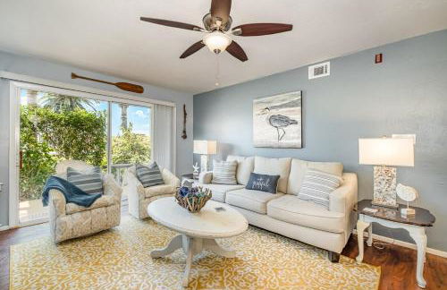 Ground Floor 2 Bdrm King Condo Close to Beach - Foto 8