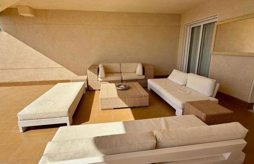 Precioso apartamento con piscina, vistas a mar - Foto 65