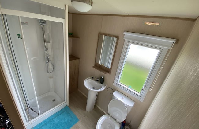 3 Bed 8 Berth Caravan in California Cliffs - D53 - Foto 19