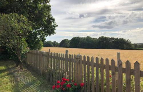 Self Contained Garden Studio with stunning views - Foto 18