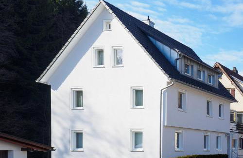 Haus am Fluss - Foto 1