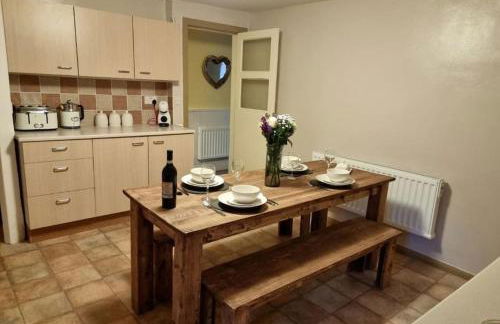 Glasfor Cottage - Photo 6