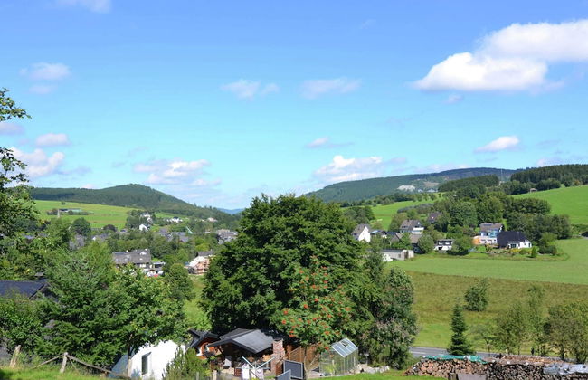 Cozy House with Terrace & Fireplace near Winterberg - Foto 24