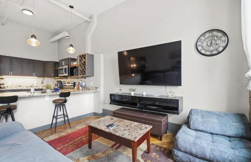 Speakeasy Attached, Walkable to Cavs, Flats, Casino - Foto 18