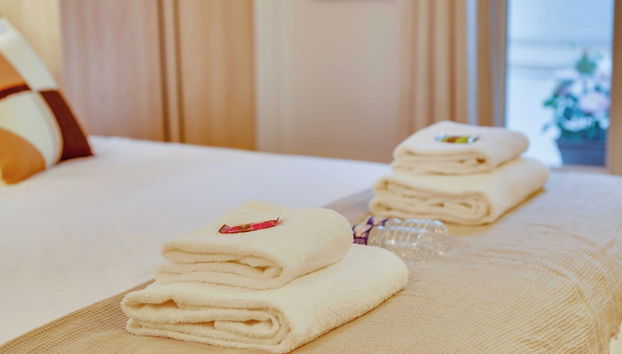 Amazing Historical Parisien Studio Next TO Louvre Area ! - 2 - Foto 3, Habitación