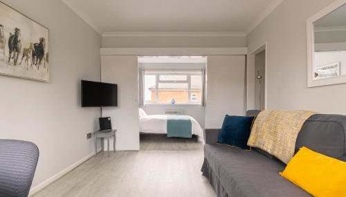 Racecourse Revelation! Free parking - Foto 2