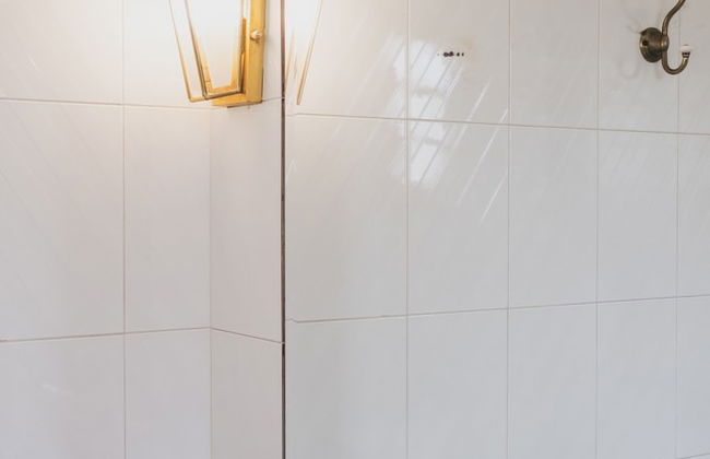 Mid-Century Modern Villa Vintage Charm - Foto 30