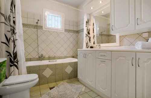 Christine's House - Photo 23