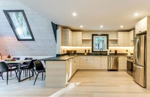 Hike, Ski and Explore Serene Danbury Cabin with Sauna - Foto 8