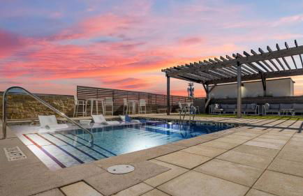 Landing Stylish 1BD Gym Rooftop Lounge - Foto 13