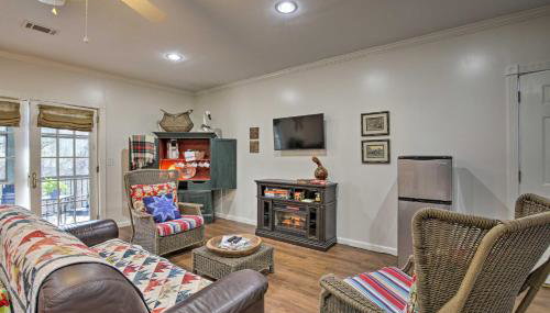 Cozy and Quiet Studio with Porch, Near Scenic Railway! - Foto 2