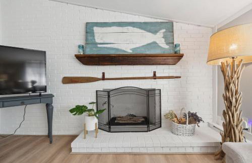 Riverside Retreat Minutes to Beach Updated Kitchen - Foto 12