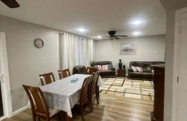 Quiet Private House w Hot Tub/Fire pit/Games - Foto 13