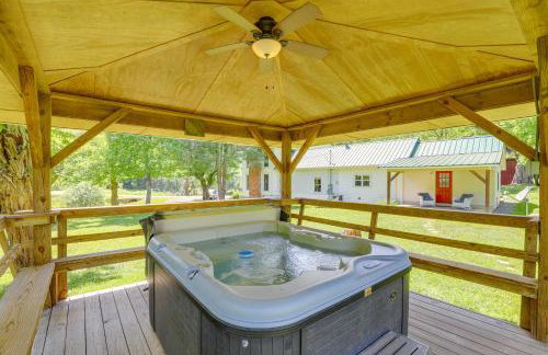 Hot Tub Soaks and Fireside Nights! Marshall Cottage - Foto 36