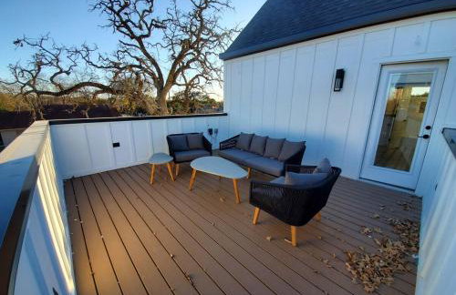 Actually walkable to square & Private Heated Pool - Foto 5