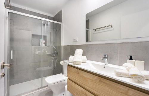 Home2Book Modern Apt Indoor Terrace, La Laguna - Foto 18