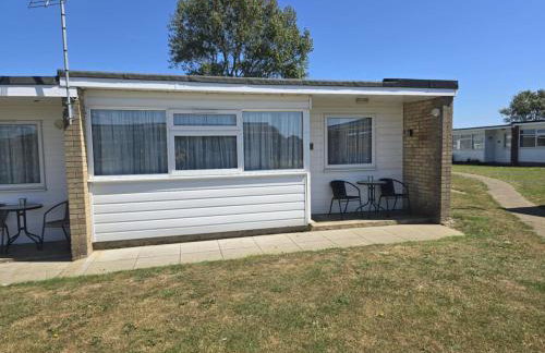 103 Sunbeach South facing 2 bed chalet M and T chalets - Foto 13