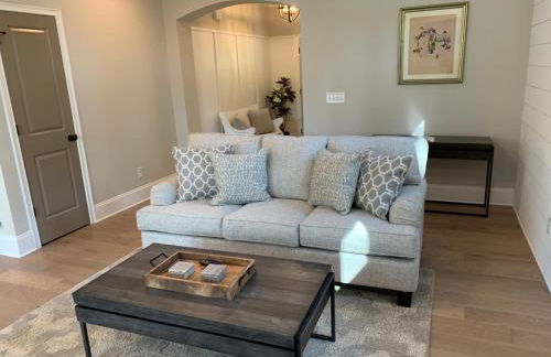 Fully Fenced & Fitted 4BR Near LakePoint Sports - Foto 1