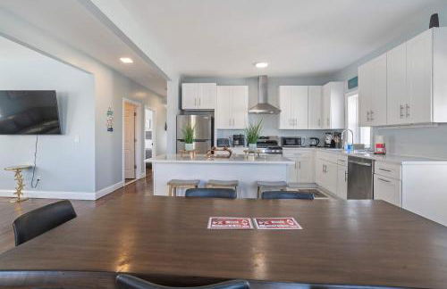 4BR 2BA Luxe Beach Estate II - Foto 10