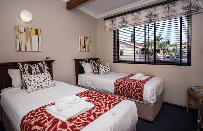 First Group Lake View Cabanas - Photo 8