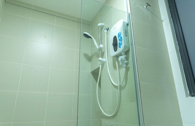 OYO Home 43995 Premium 3br 1tebrau - Photo 34