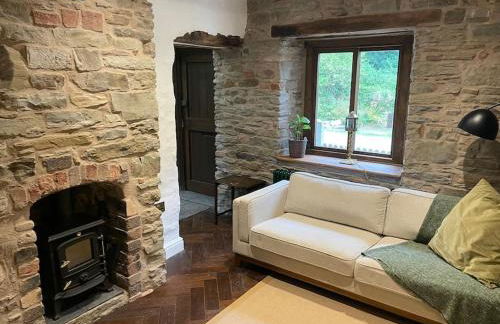 Former Corn Mill Cottage on the North Wales coast - Photo 5